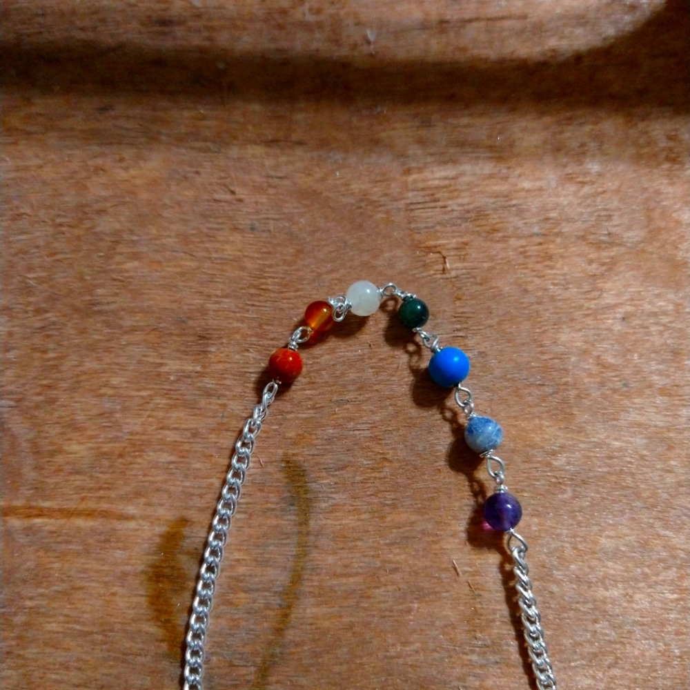 Crystal Pendulum with Silver Chain - Picture 2 of 7